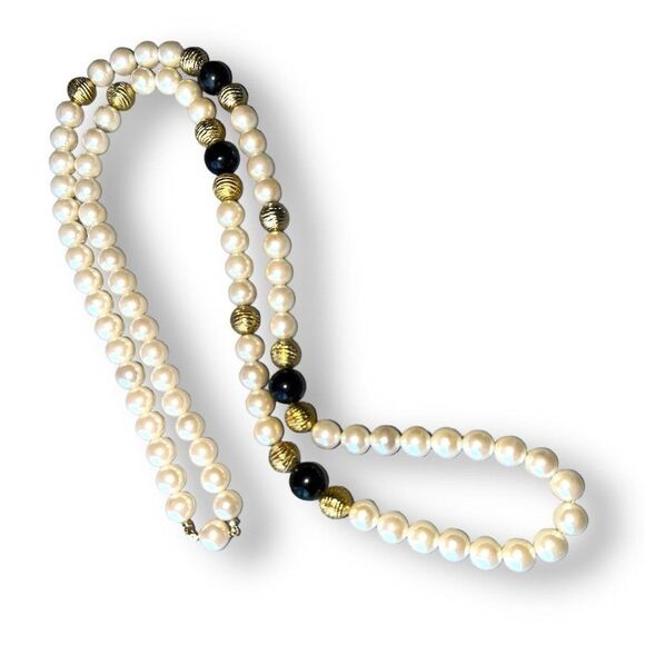 Imitation Pearls with Resin and Metal Beaded Womens Necklace 35" - Picture 2 of 7
